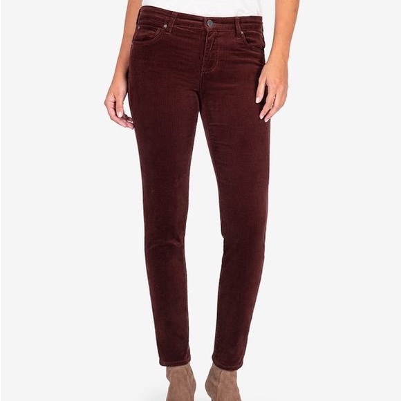 Diana Relaxed Fit Corduroy Skinny, Exclusive (Date) - Picture 1 of 2
